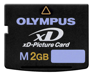 Illustration for article titled Giz Explains: An Illustrated Guide to Every Stupid Memory Card You Need